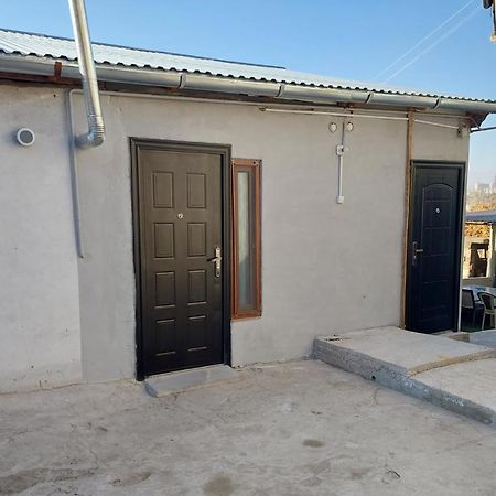 Sam'S Place, Tours With Sam Villa Erevan Exterior foto