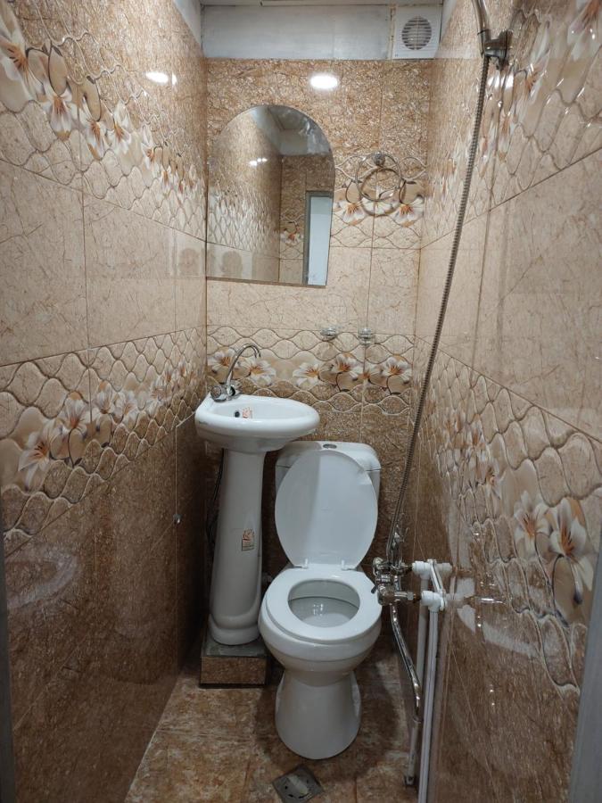 Sam'S Place, Tours With Sam Villa Erevan Exterior foto